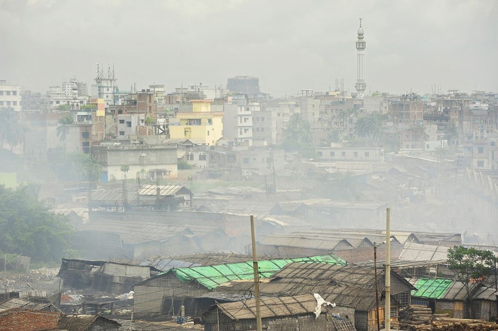 Foto: Podívejte se, jak smog zahaluje život ve městech - Bangladéš