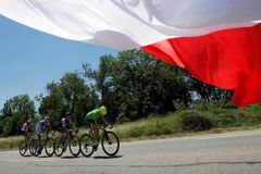 19. etapa Tour živě. Zvítězil Bardet, Froome mírně ztratil