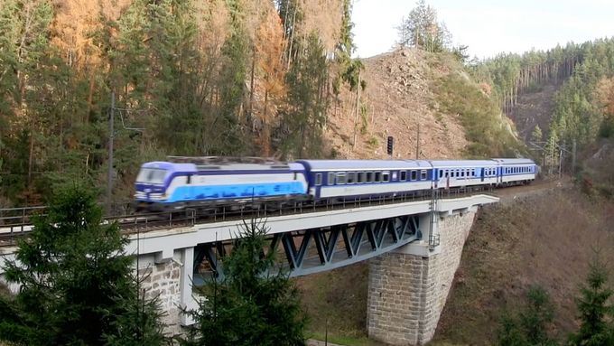 České dráhy nasadily nové lokomotivy Siemens Vectron