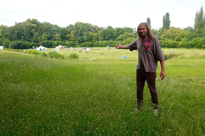 Pořadatel festivalu Martin Věchet v areálu Na Střelnici.