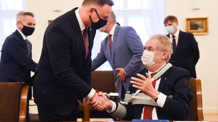 Prezident Zeman podpořil Polsko a Maďarsko ve sporu s EU, chce jednotnou V4