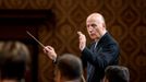 Snímek z vystoupení Tonhalle-Orchesteru Zürich na Dvořákově Praze.