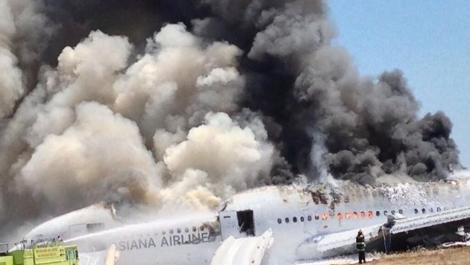 Havárie jihokorejského Boeingu 777 v San Francisku 6. 7. 2013