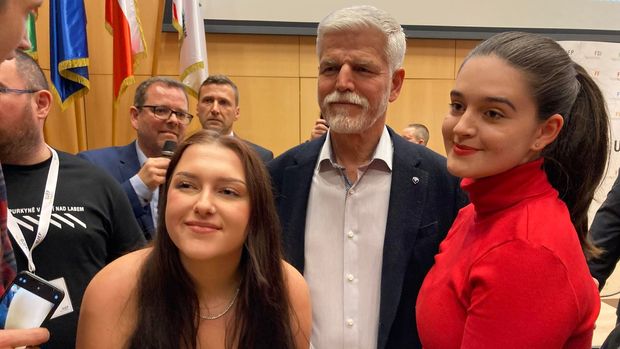 „Přestaňte lhát a naroste vám páteř.“ Mladí vzkazují politikům, co chtějí slyšet