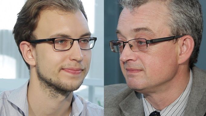 Poslanec Marek Benda a Jan Kozubík z iniciativy Proud o verdiktu ÚS, který otevřel možnost adopce pro jedince žijící v registrovaném partnerství.