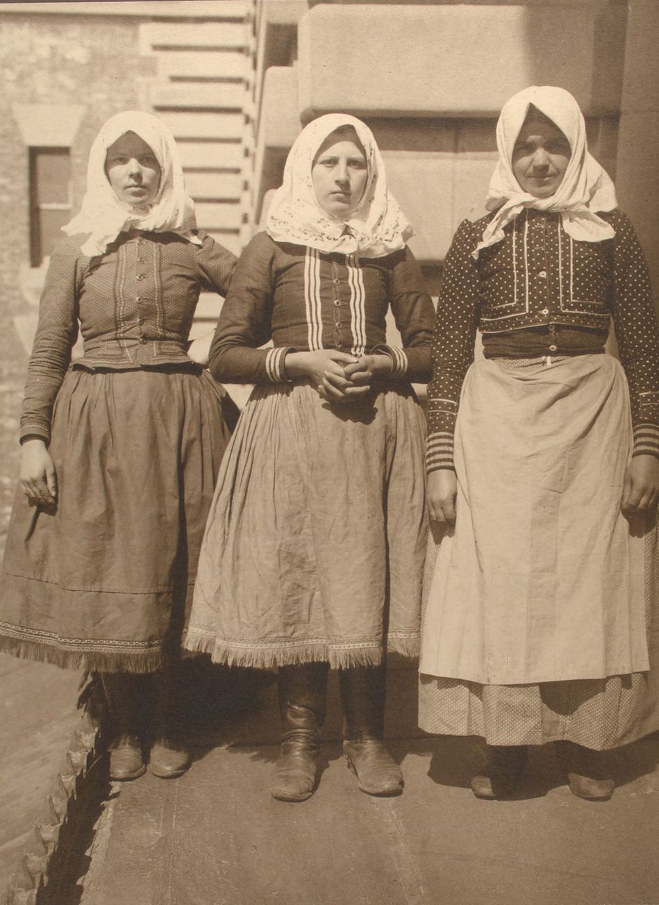 Imigranti 1912, Ellis Island