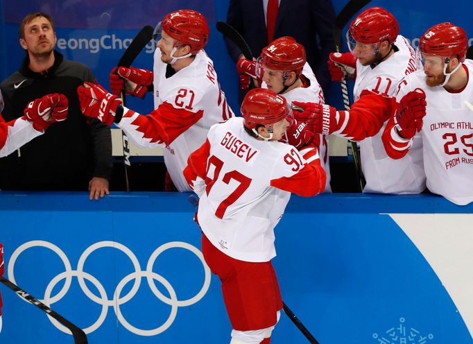 Nikita Gusev slaví gól na 0:1  v semifinále Česko - Rusko na ZOH 2018