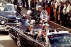 Spisy o vraždě Kennedyho ukazují na kontakty střelce s komunisty. Rusové ale podíl odmítají