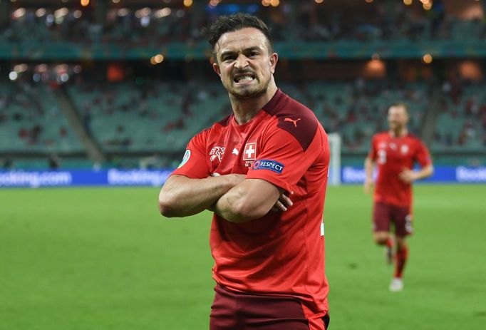 ME ve fotbale 2021, Švýcarsko - Turecko: Xherdan Shaqiri slaví gól Švýcarska.