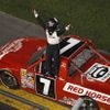 NASCAR v Daytoně: John King slaví vítězství