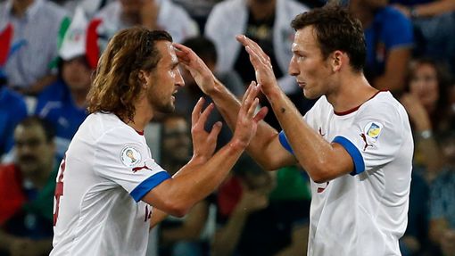 Fotbal, kvalifikace MS: Itálie - Česko: Petr Jiráček a Libor Kozák a slaví gól na 0:1