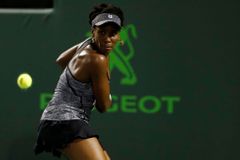Venus Williamsová vyřadila v Miami světovou jedničku Kerberovou