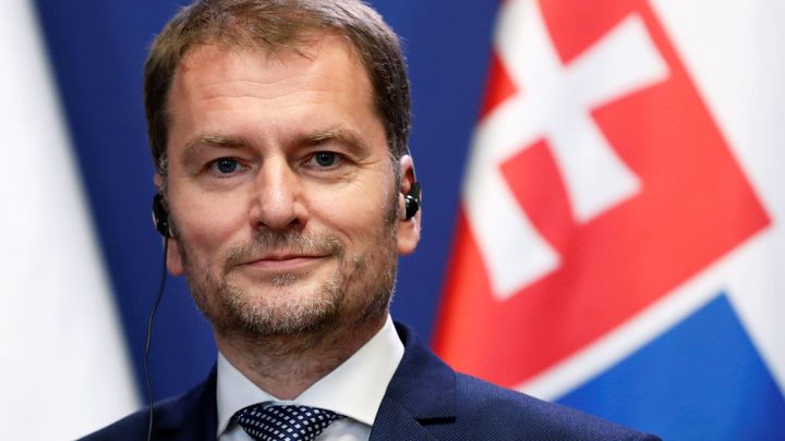 Průzkum: Slovenská koalice by po plagiátorských aférách přišla o většinu ve sněmovně