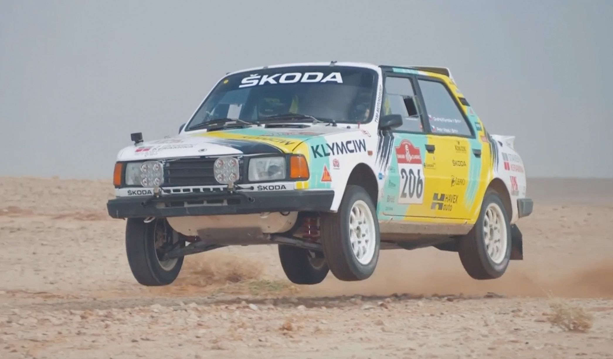 The crazy idea repeats itself.  Klymchiw will set out for the Dakar again with a Škoda for juicy experiences