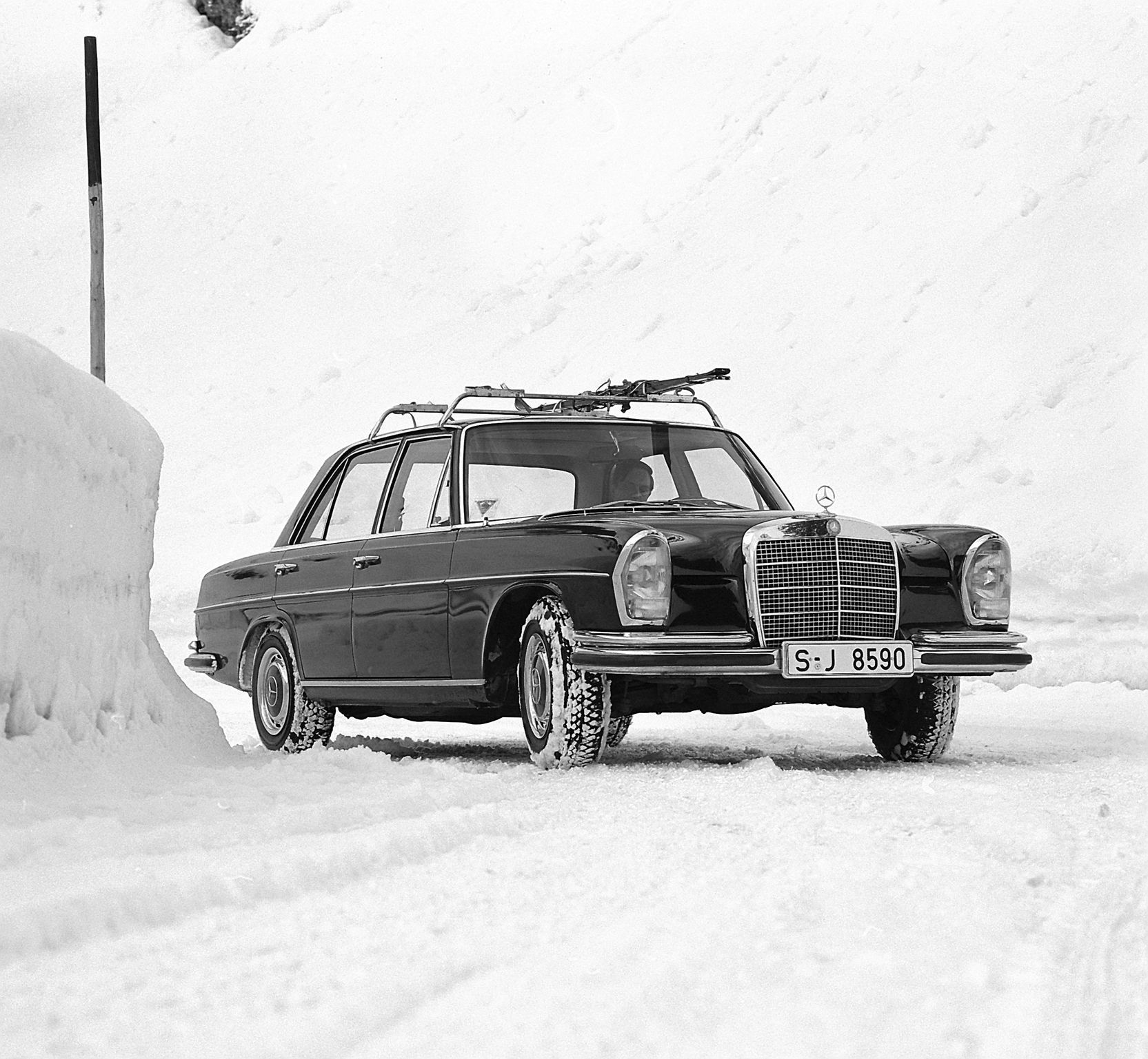 Mercedes-Benz 280 SE