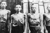 V koncentračním táboru podle dostupných informací zemřelo více než 1300 vězňů. A o táboře byl natočen také snímek Útěk z Hašimy.