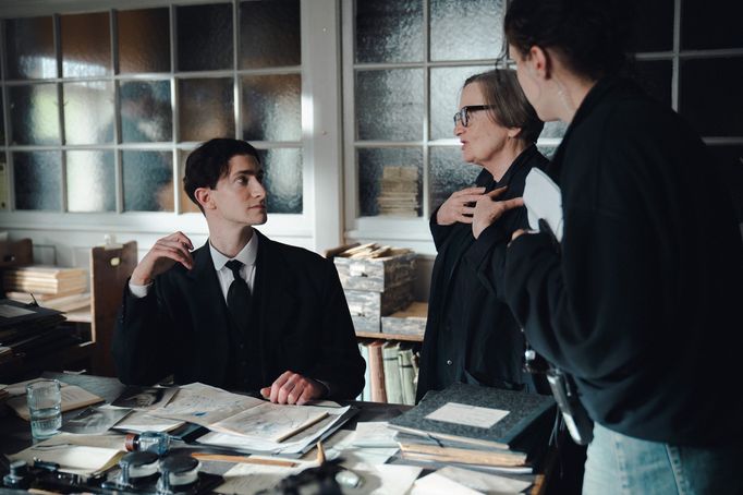 Idan Weiss a Agnieszka Holland při natáčení Franze