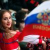 Ruská fanynka v zápase Rusko - Česko na Channel One Cupu 2018