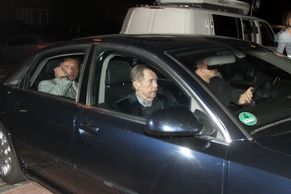 Pražský Dox se zaplnil, Václav Havel slavil 75. narozeniny