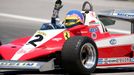 Jacques Villeneuve řídí Ferrari 312 T3 svého otce Gillese