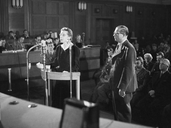 Milada Horáková před Státním soudem při procesu zinscenovaném komunistickým režimem ve dnech 31. května 1950 až 8. června 1950.
