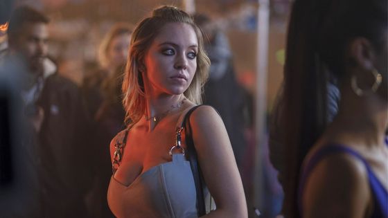 Chtěla být slavná, aby rodičům koupila dům. Sydney Sweeney je jedním z objevů roku