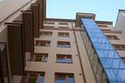 Praha se plní předkrizovými byty, které nikdo nechce