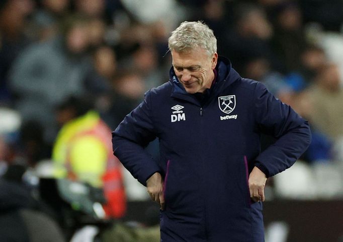 Soccer Football - Premier League - West Ham United v Liverpool - London Stadium, London, Britain - January 29, 2020   West Ham United manager David Moyes               Ac