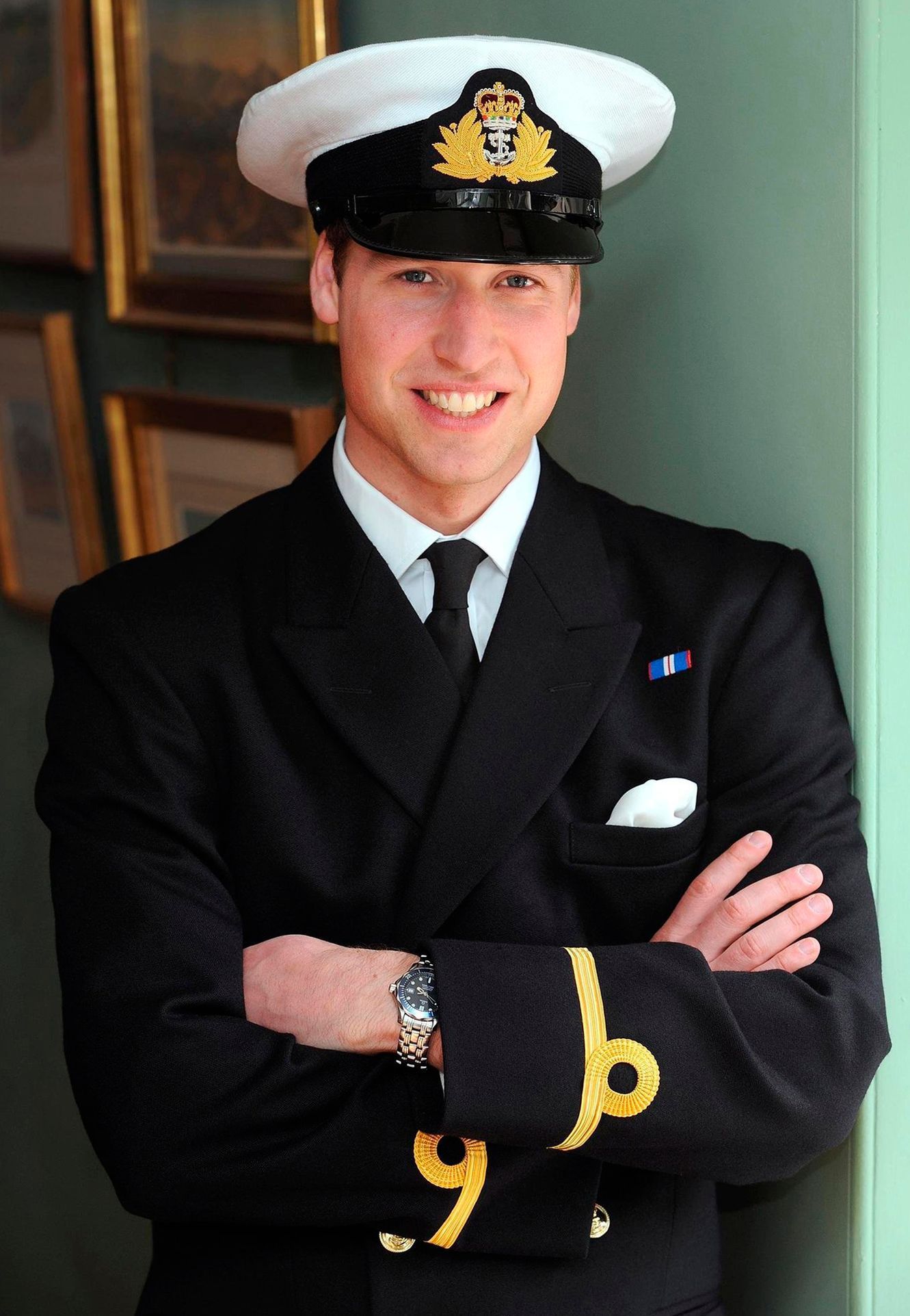 Молодой капитан корабля. Принц Уильям. Принц Вильям Капитан. Принц Уильям в форме летчика. Принц Виллиам в форме.
