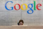 Google chce nahnat lidi zpět do práce. Ti hrozí výpovědí, pokud home office skončí