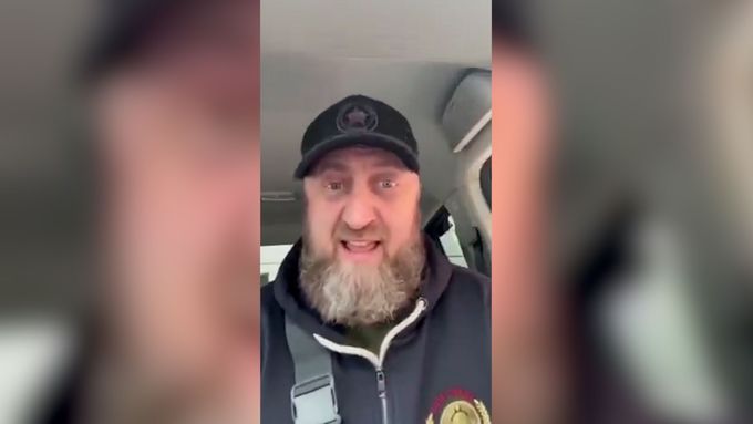 "Na Bělgorod útočí HIMARS a teď jim dají ještě Tomahawky," říká v panice ruský z-blogger