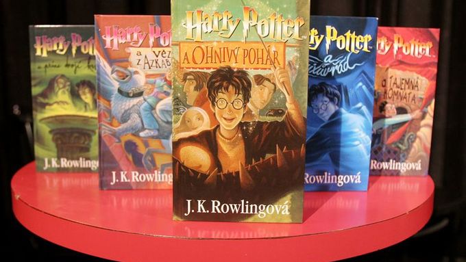 Sedmý díl Harry Pottera vyjde česky až na konci ledna 2008.