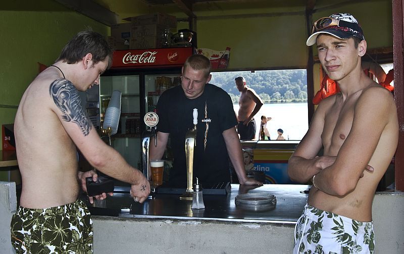 Medůzy ve štěrkovně