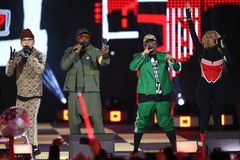 "Homopropaganda za milion." Polští politici kritizují koncert kapely Black Eyed Peas