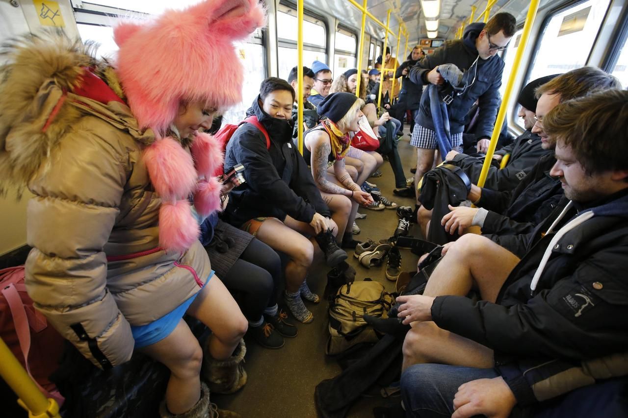 No Pants Subway Ride neboli jízda metrem bez kalhot