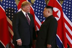 Summit skončil předčasně. Kim žádal zrušení všech sankcí, to nešlo, prohlásil Trump