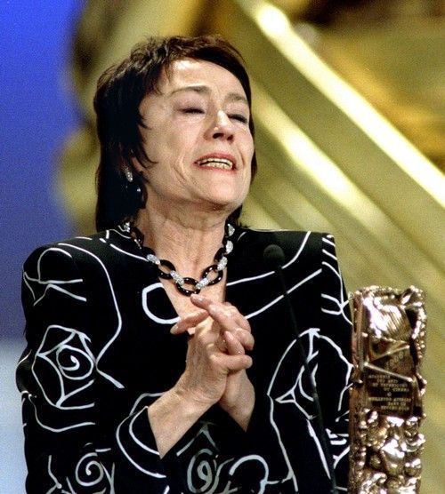 Annie Girardotová