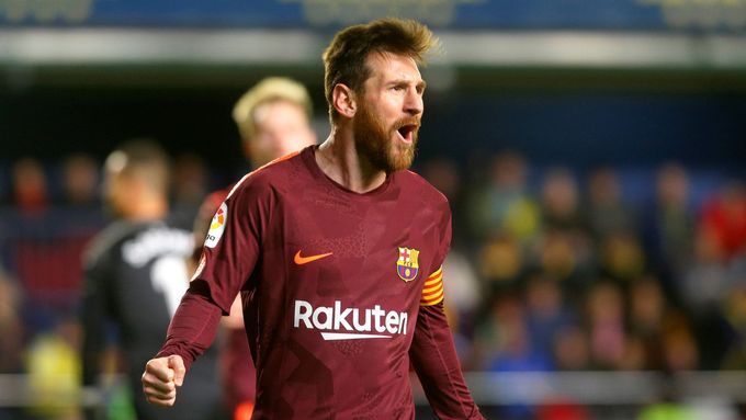Lionel Messi zvyšoval ve Villarrealu na konečných 2:0 pro Barcelonu.