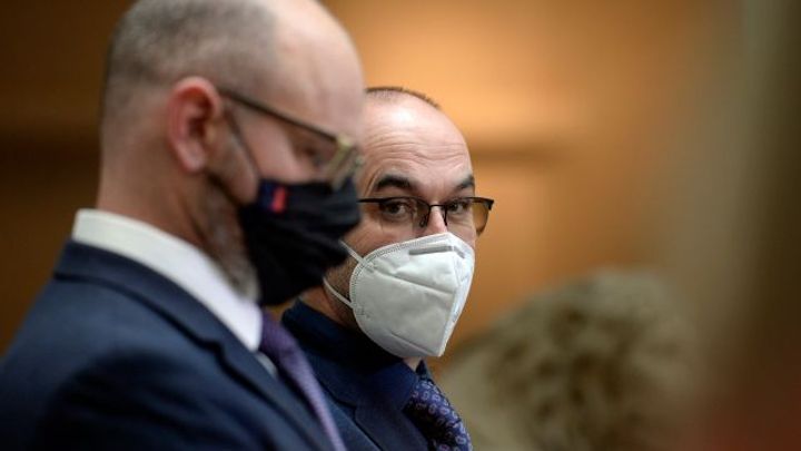 Blatný a Plaga ve vládě tento týden skončí, spekulují média. Premiér Babiš zatím mlčí
