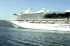 Hořela luxusní loď Star Princess