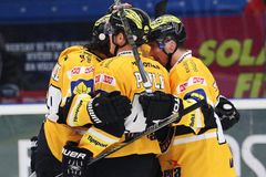 Litvínov zachránil dva body se Zlínem, Olomouc obrala Spartu
