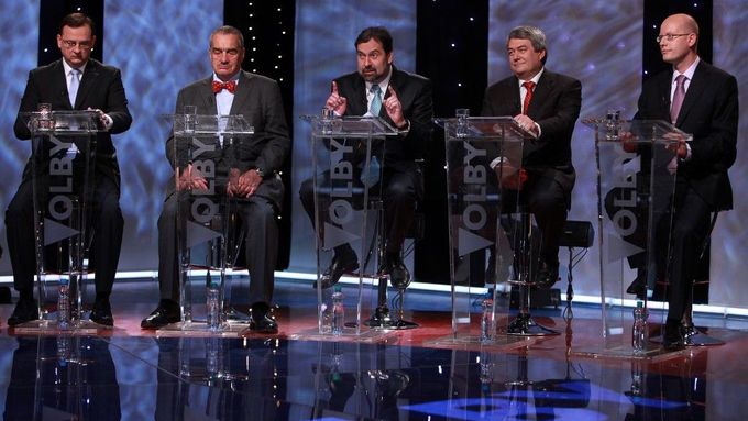 V neděli se lídři sešli v televizní debatě