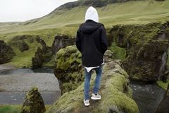 Island uzavřel oblíbený kaňon, kvůli Justinu Bieberovi tam proudily davy turistů