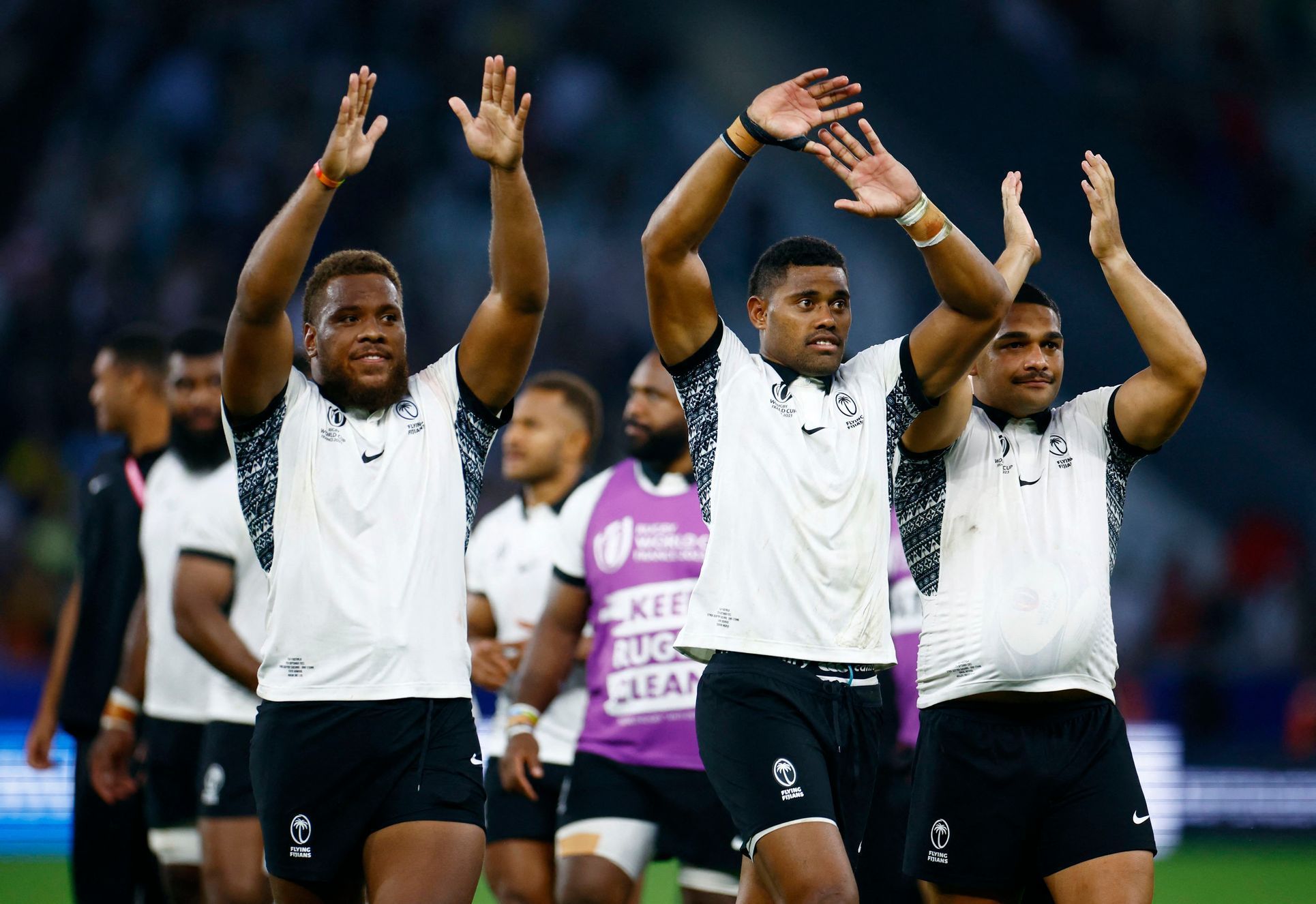 Fidžijci oslavují vítězství proti Austrálii na MS 2023 ve Francii