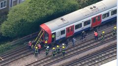Výbuch v londýnské zastávce metra Parsons Green. Podívejte se na souhrn ze sociálních sítí