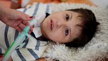 „Jeho dech hlídám i v noci.“ Lenka už 11 let pečuje o syna na ventilátoru nonstop