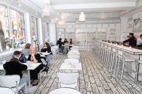 Halucinace, nebo realita? Zavítejte do restaurace ve stylu kresleného komiksu