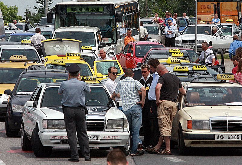 Stávka taxi v Ruzyni