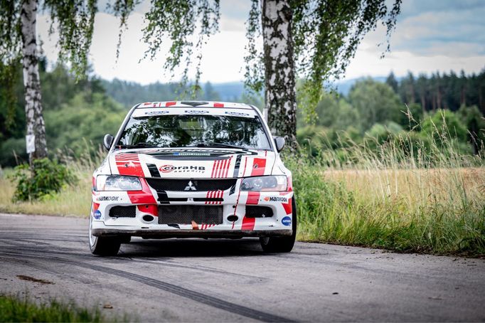 Martin Šikl v Mitsubishi Lancer Evo IX během Radouňské rallye 2024