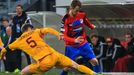 EPL, Plzeň-Dukla: Tomáš Hořava - Marek Hanousek